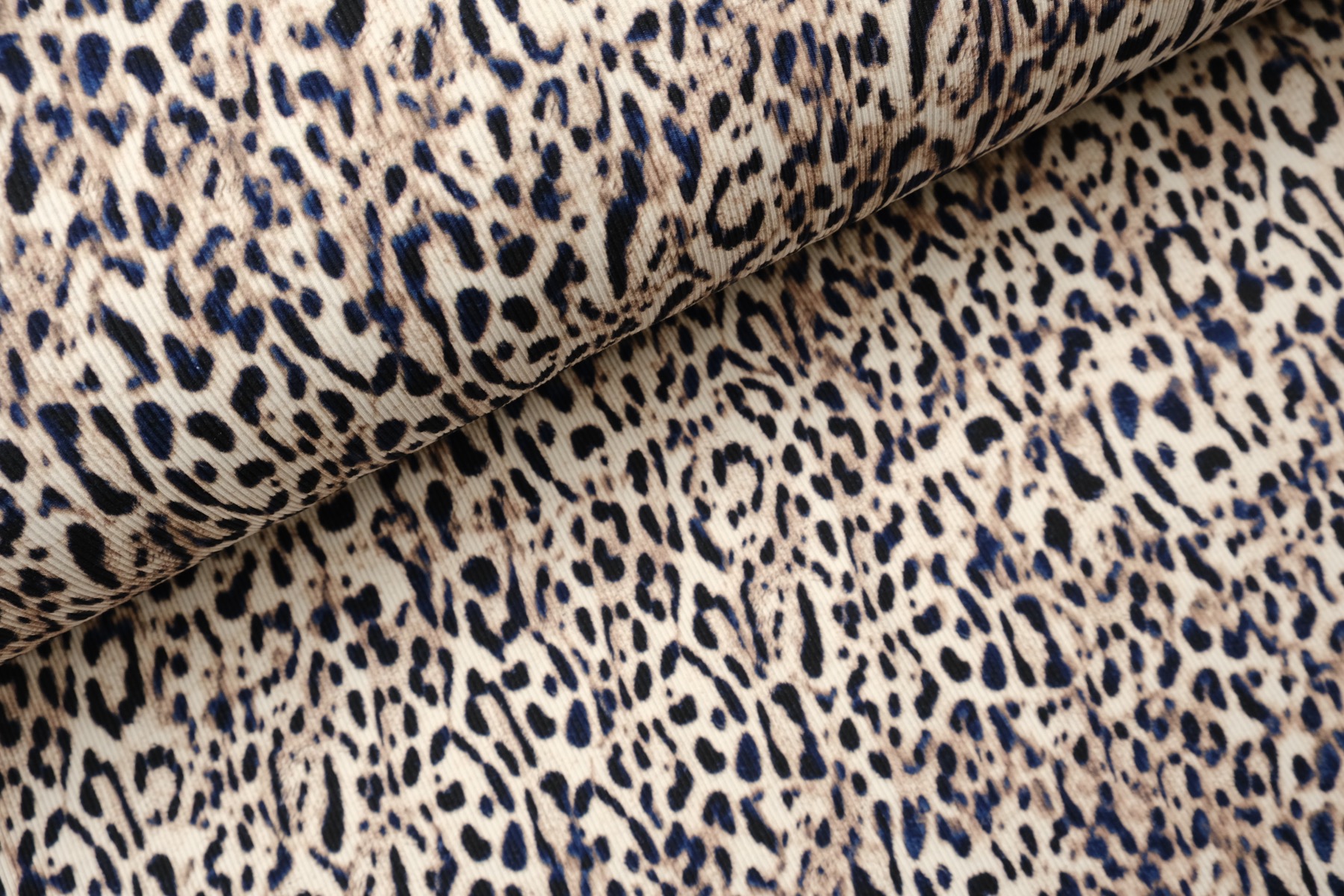  Leopard Rib Jersey Creme